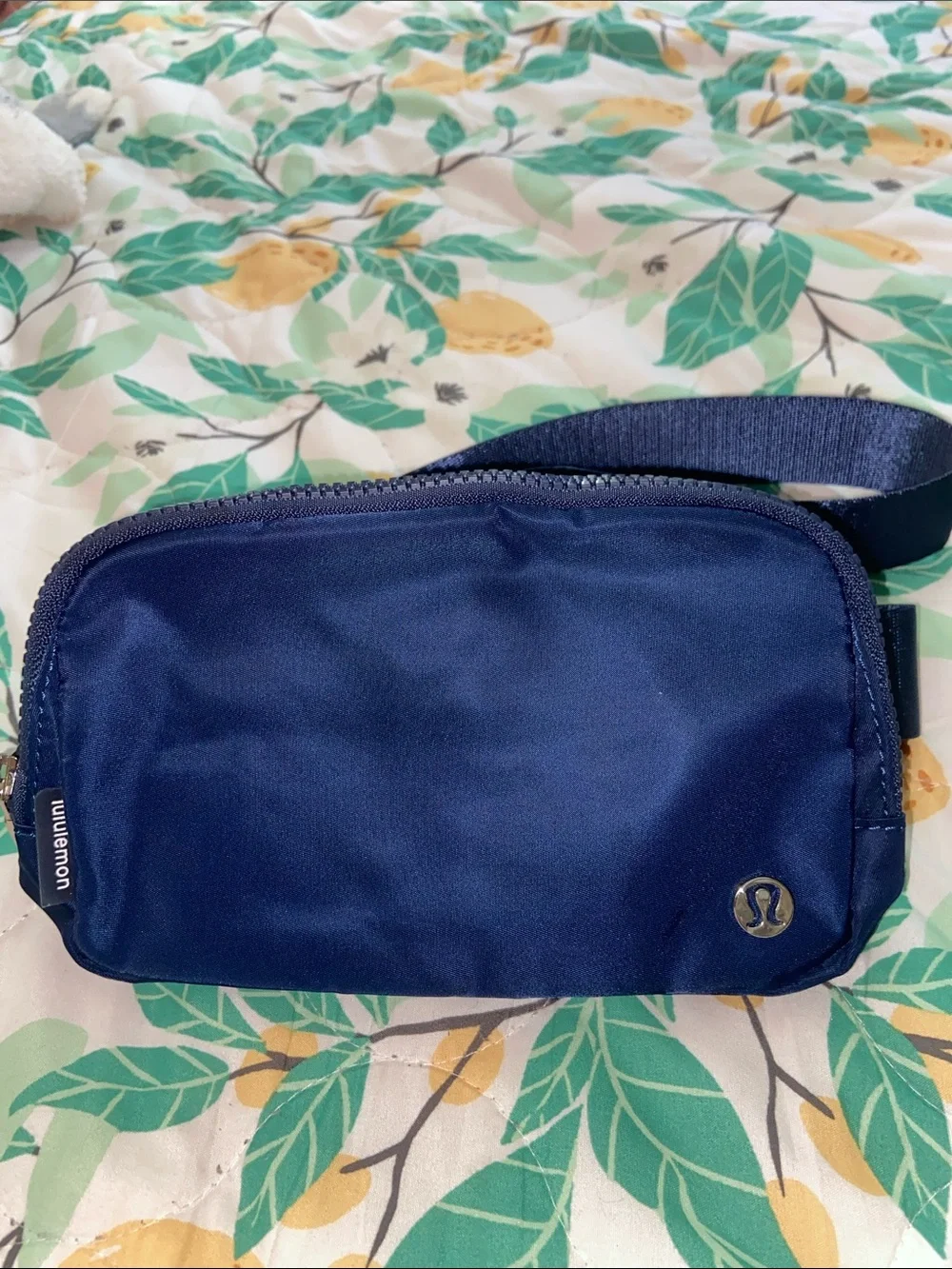 LULULEMON TRUE NAVY FANNY PACK Everywhere Belt Bag EUC BLUE
